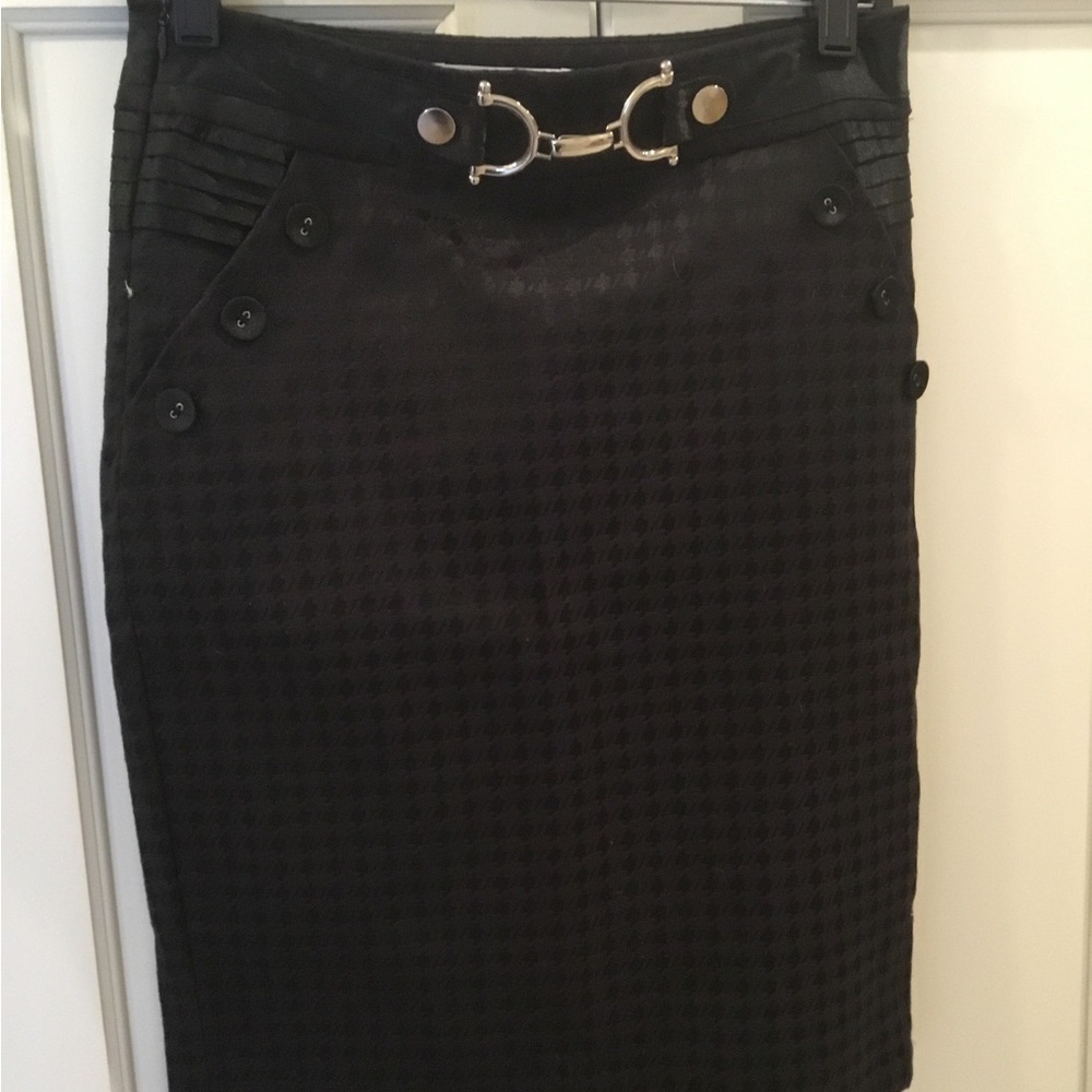 Chic Black Pencil Skirt with Button Detail